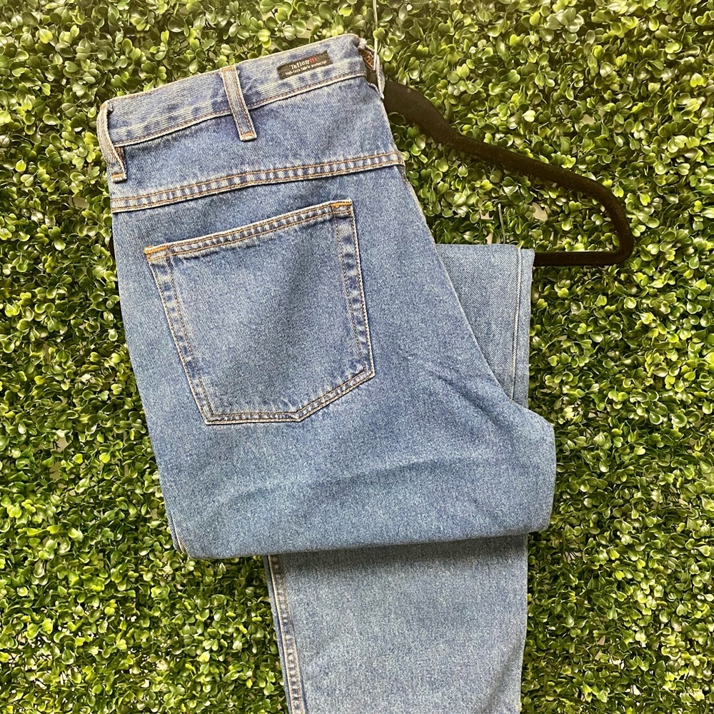 Women’s Relaxed Fit Blue Jeans